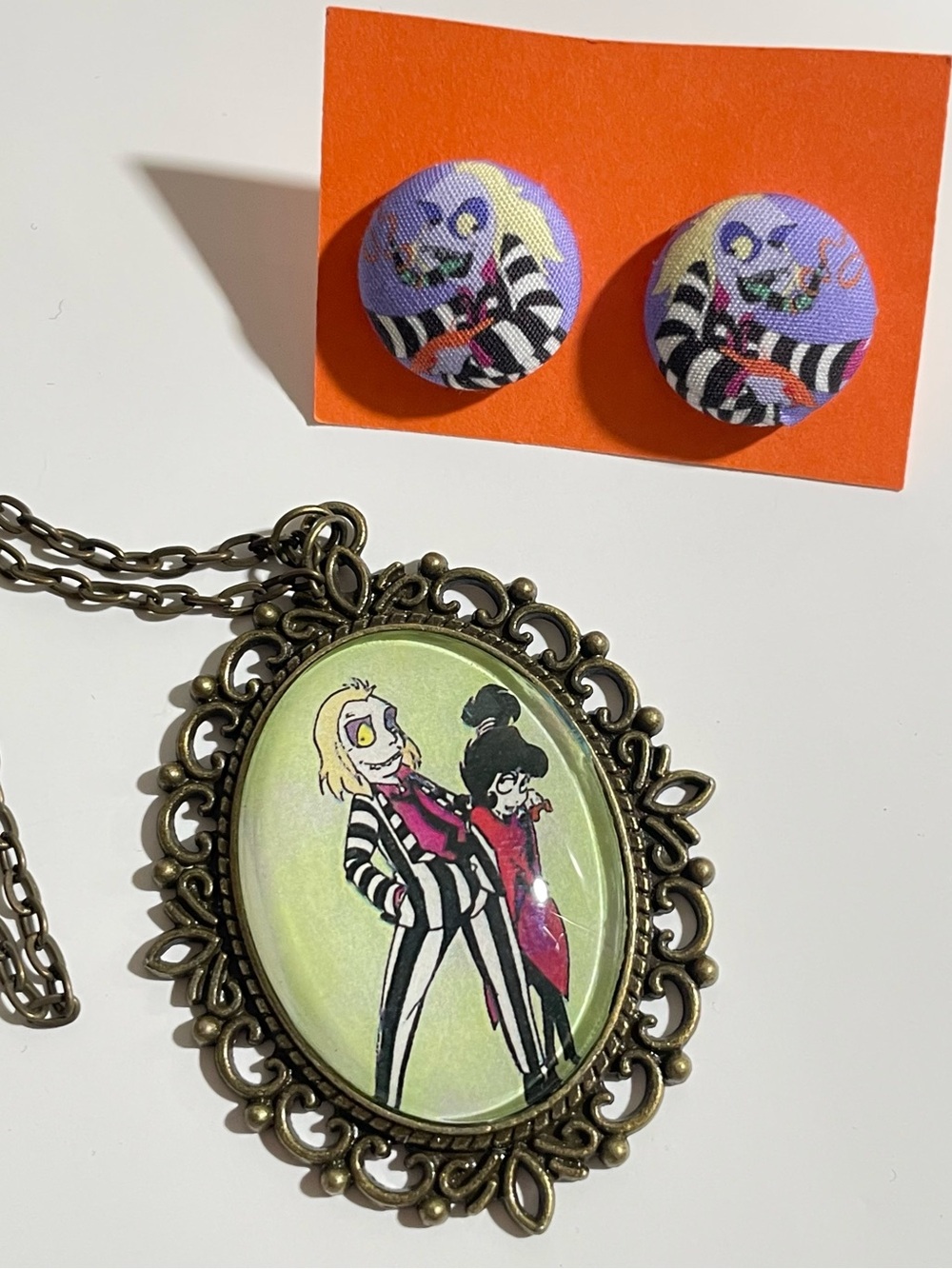 Animated Beetlejuice Cartoon Halloween Earrings Cameo Necklace Bundle